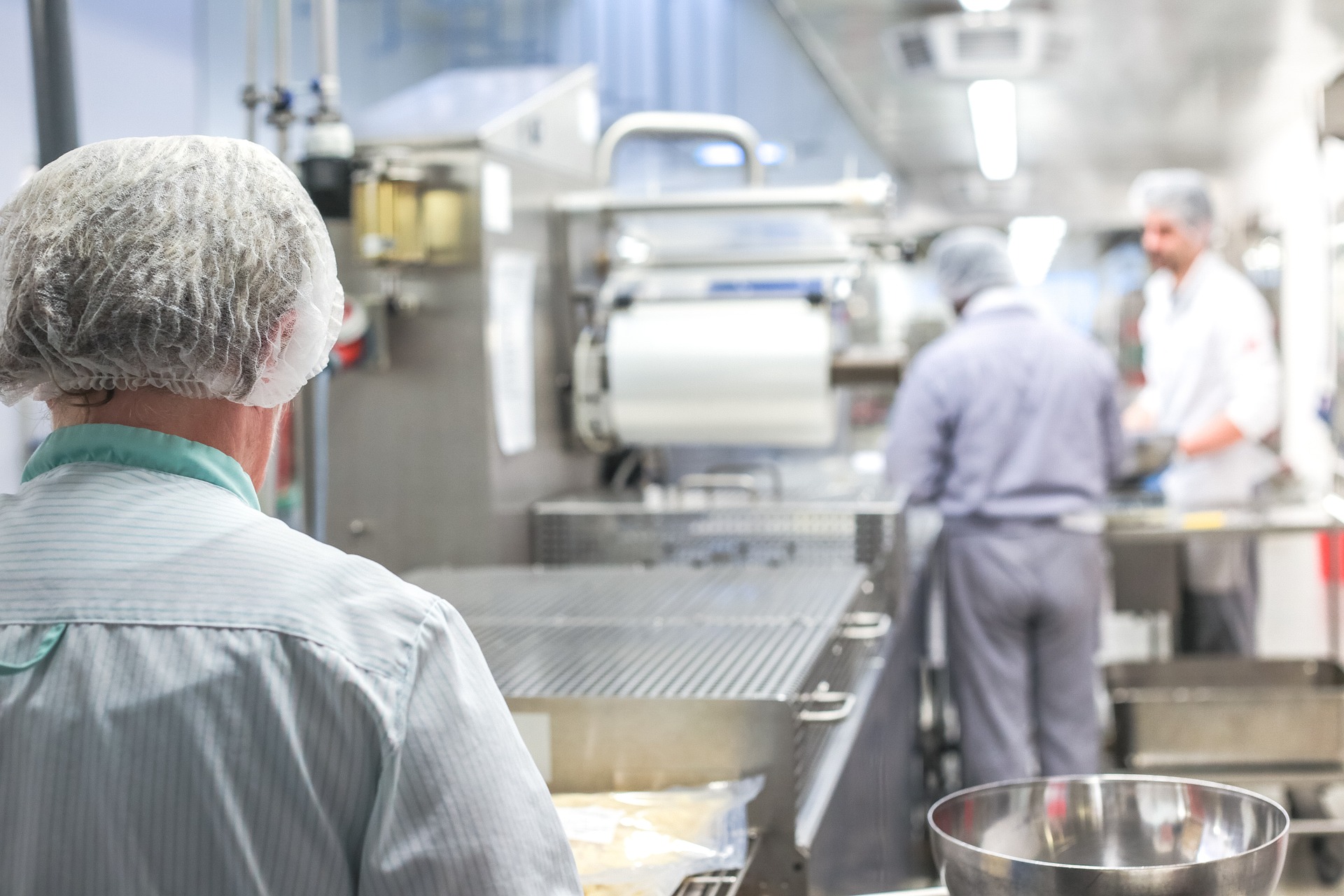 3. KITCHEN DESIGNING WITH EQUIPMENT